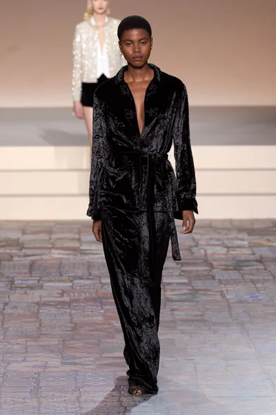 Look 61